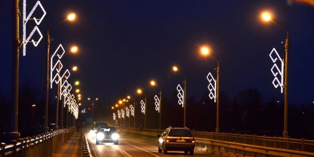 Izgaismots Daugavas tilts nepieciešams kā paliekošs  objekts