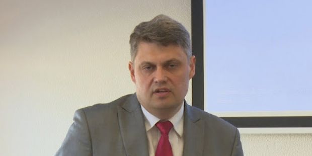   Aivars  Kraps atstāj domes priekšsēdētāja amatu, bet turpinās deputāta darbu